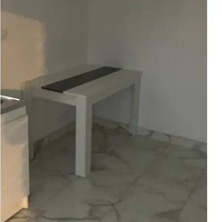 Studio Independant * 페르피냥